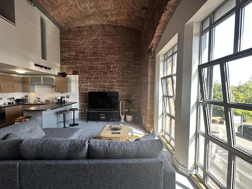 The Engine House At Dixons Chimney Near Carlisle Castle Unique Historic Apartment With 65 Inch Sky Glass And Private Parking Exteriér fotografie